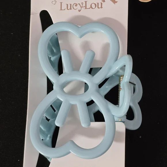 LucyLou Light Blue Hair Clip - Picture 1 of 1
